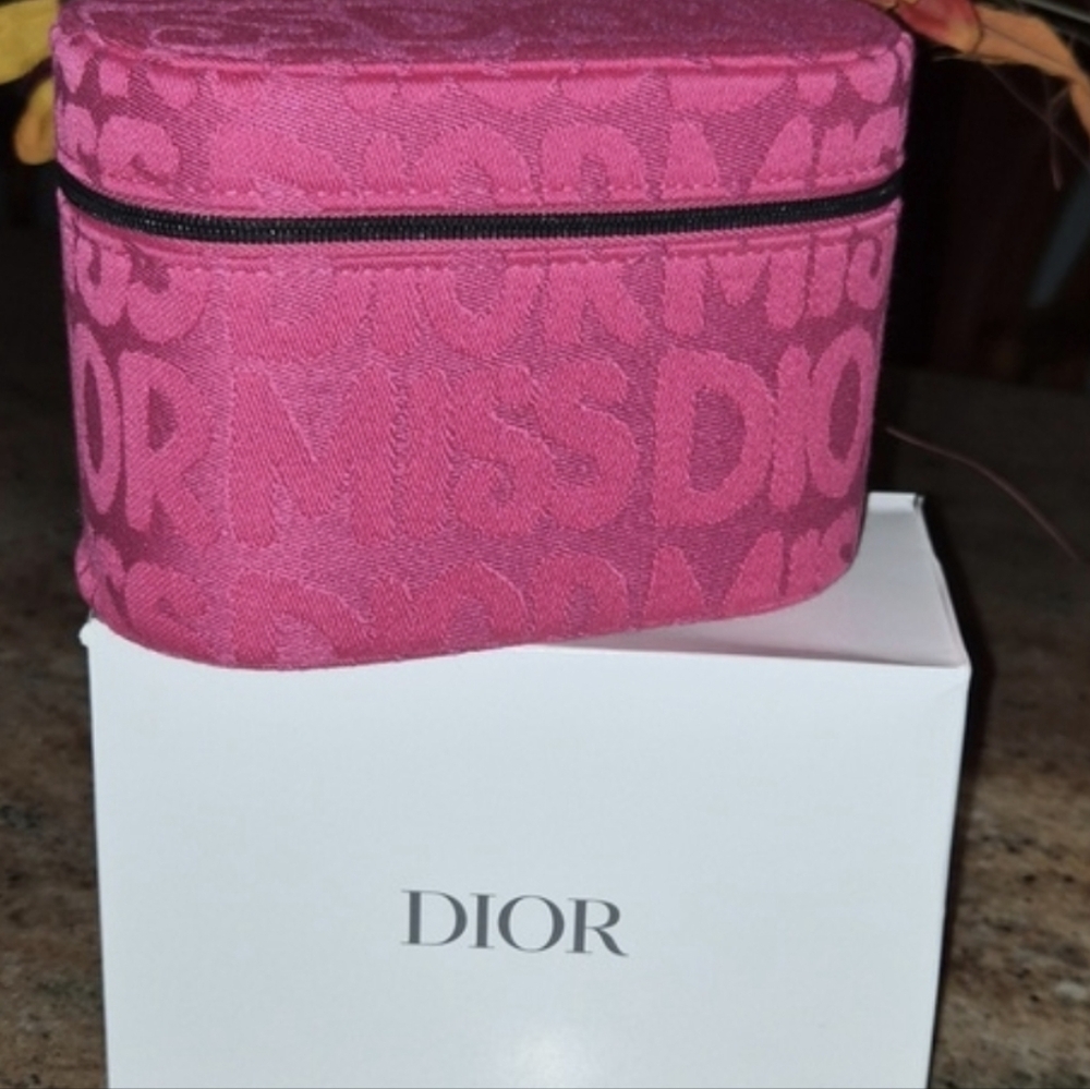 Miss Dior Hot Pink Pouch - Picture 3 of 5